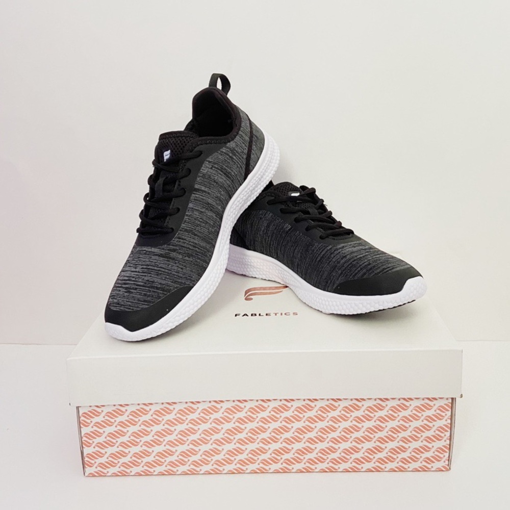 NWT Fabletics Shoes size 7.5